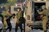 قوات العدو الصهيوني تعتقل 11 فلسطينيا من الضفة الغربية<font color=red size=-1>- عدد المشاهدین: 1148</font>